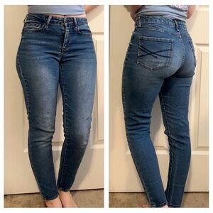 Aeropostale High Waisted Dark Wash Faded Jegging Size 0 Short